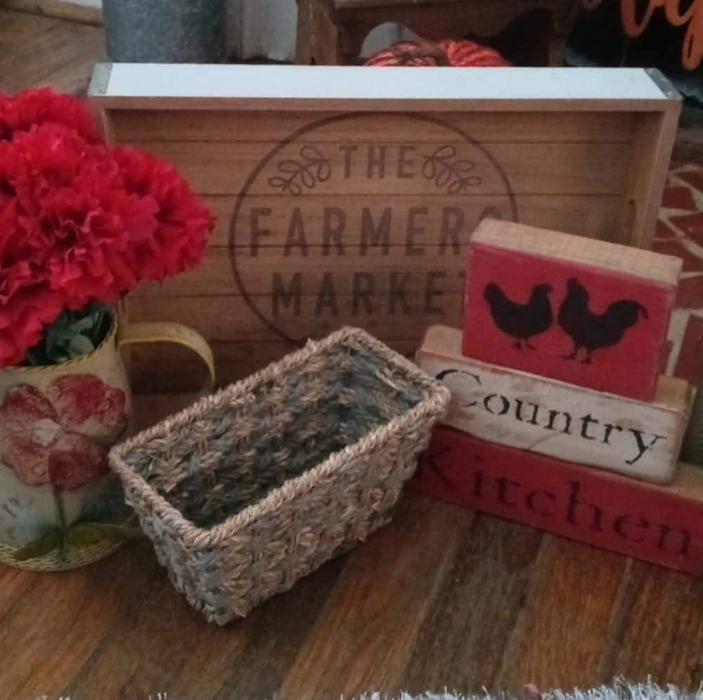 Country Decor Grouping
